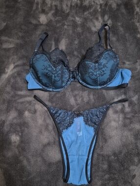 Adore Me Teal Blue Lace Underwire Bra & Thong Set